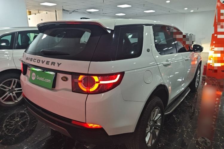 Used Land Rover Discovery Sport 2016 2.0T SE Rear Right 45 Deg
