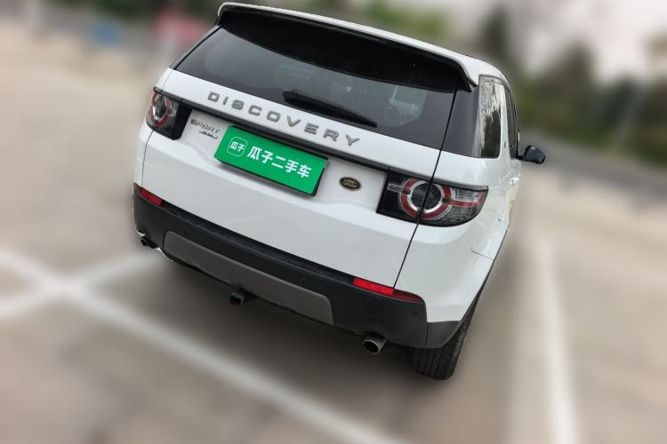 Used Land Rover Discovery Sport 2016 2.0T SE Rear Right 45 Deg