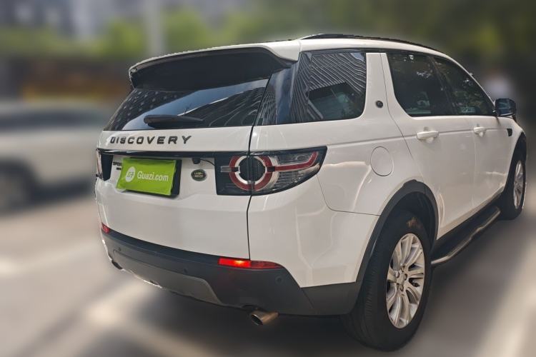 Used Land Rover Discovery Sport 2016 2.0T SE Rear Right 45 Deg