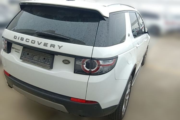 Used Land Rover Discovery Sport 2016 2.0T HSE Rear Right 45 Deg