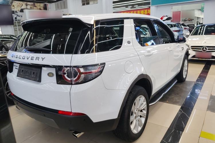 Used Land Rover Discovery Sport 2016 2.0T SE Rear Right 45 Deg