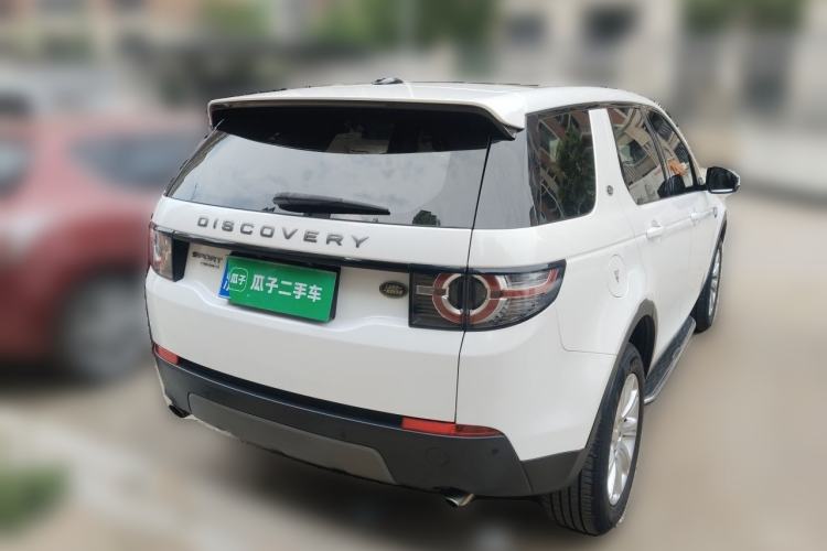 Used Land Rover Discovery Sport 2016 2.0T SE Rear Right 45 Deg