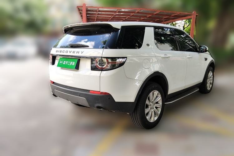 Used Land Rover Discovery Sport 2016 2.0T SE Rear Right 45 Deg