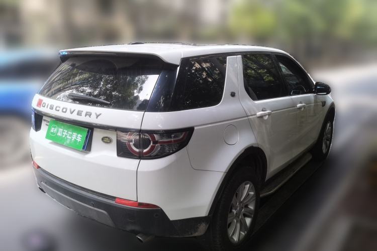Used Land Rover Discovery Sport 2016 2.0T SE Rear Right 45 Deg