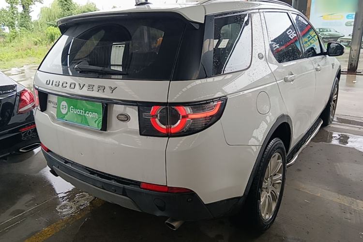Used Land Rover Discovery Sport 2016 2.0T SE Rear Right 45 Deg