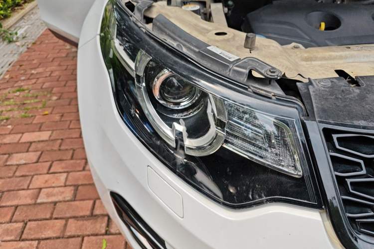 Used Land Rover Discovery Sport 2016 2.0T HSE LUXURY Right Front Headlight