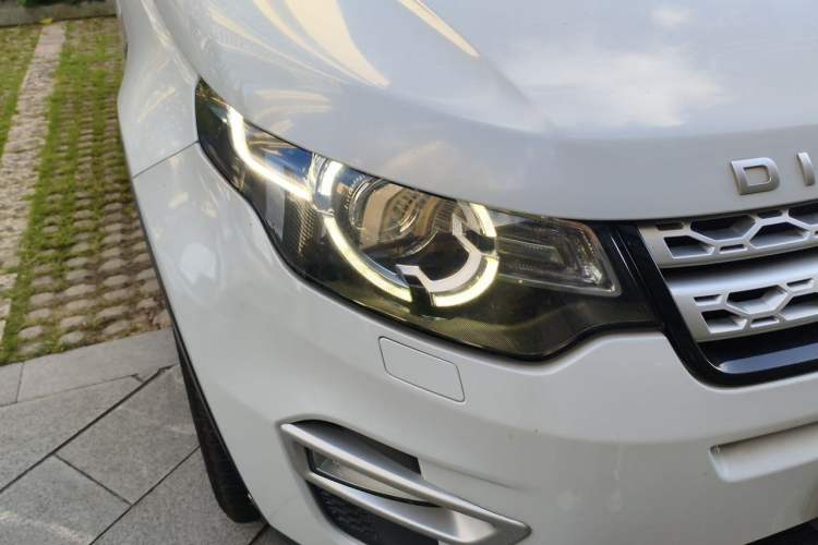 Used Land Rover Discovery Sport 2016 2.0T HSE LUXURY Right Front Headlight