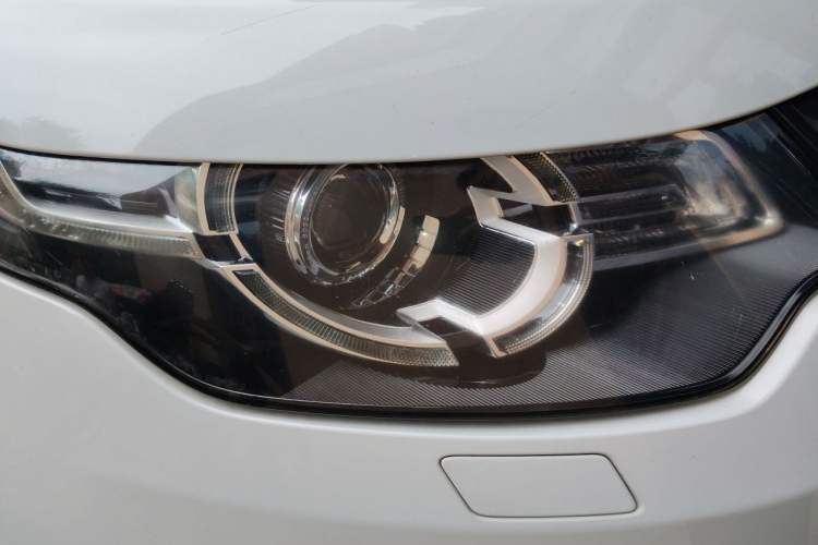 Used Land Rover Discovery Sport 2016 2.0T HSE Right Front Headlight