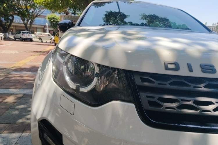 Used Land Rover Discovery Sport 2016 2.0T S Right Front Headlight