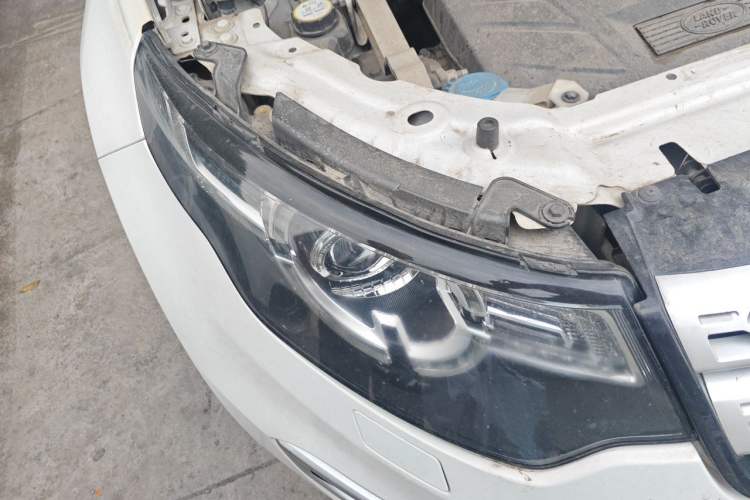 Used Land Rover Discovery Sport 2016 2.0T HSE LUXURY Right Front Headlight