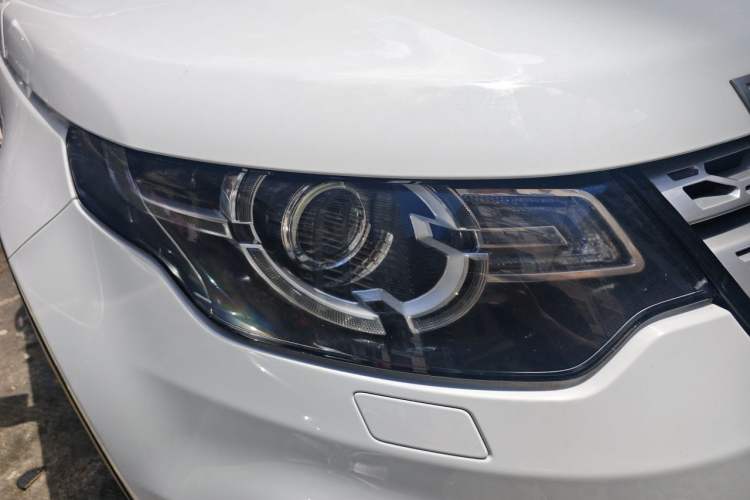 Used Land Rover Discovery Sport 2016 2.0T HSE Right Front Headlight