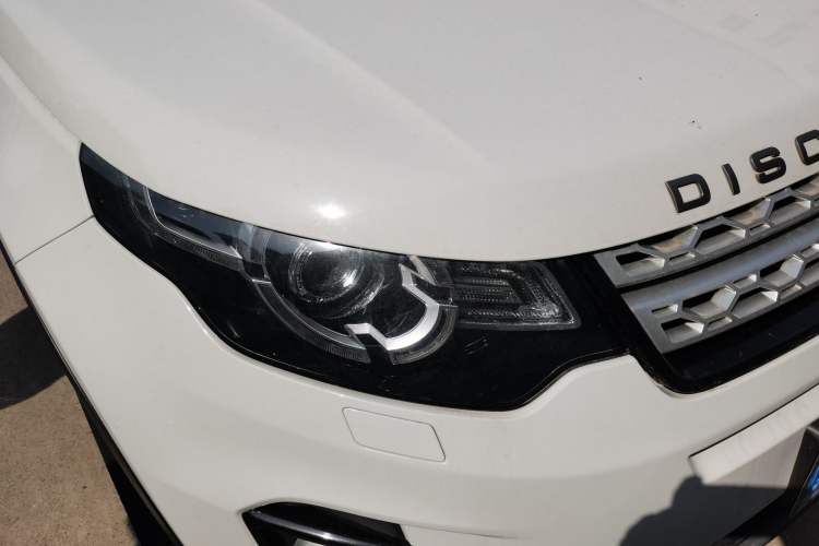 Used Land Rover Discovery Sport 2016 2.0T HSE Right Front Headlight