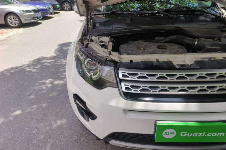 Used Land Rover Discovery Sport 2016 2.0T HSE Right Front Headlight