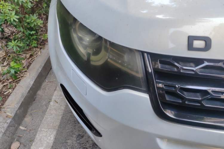Used Land Rover Discovery Sport 2016 2.0T HSE Right Front Headlight