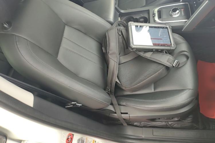 Used Land Rover Discovery Sport 2016 2.0T SE Right Front Seat