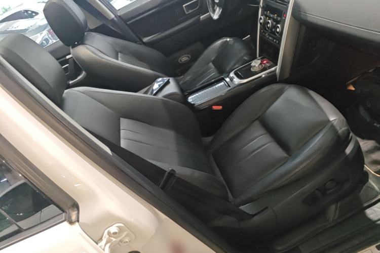 Used Land Rover Discovery Sport 2016 2.0T HSE Right Front Seat