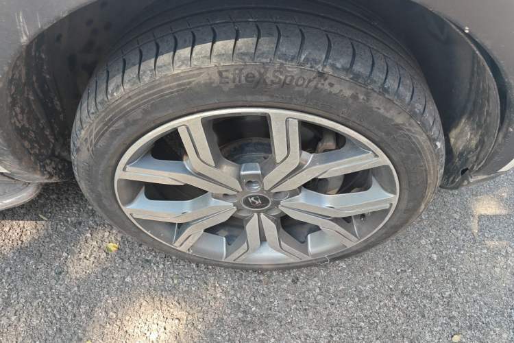Used Land Rover Discovery Sport 2016 2.0T S Right Front Wheel Hub