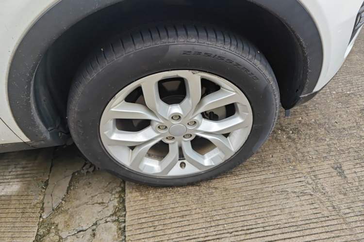 Used Land Rover Discovery Sport 2016 2.0T HSE Right Front Wheel Hub