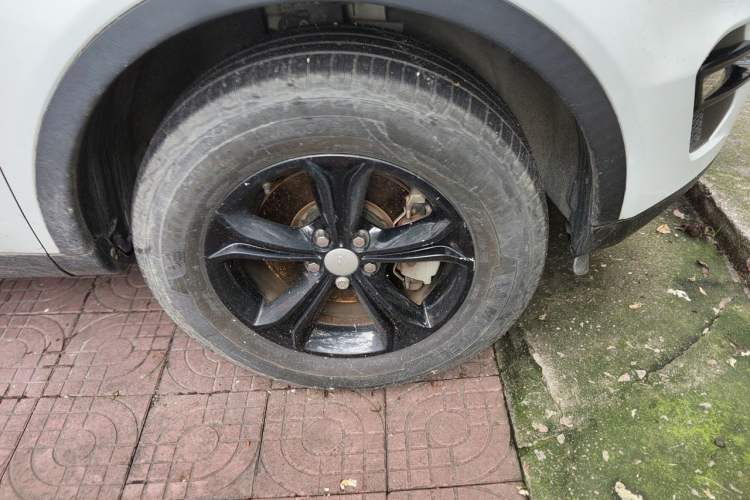 Used Land Rover Discovery Sport 2016 2.0T S Right Front Wheel Hub