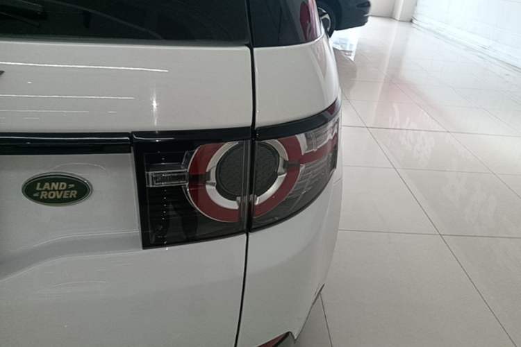 Used Land Rover Discovery Sport 2016 2.0T HSE Right Rear Taillight