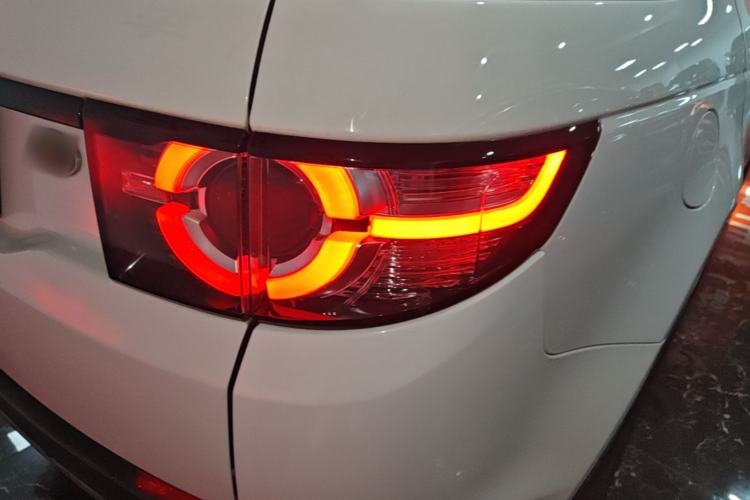 Used Land Rover Discovery Sport 2016 2.0T SE Right Rear Taillight