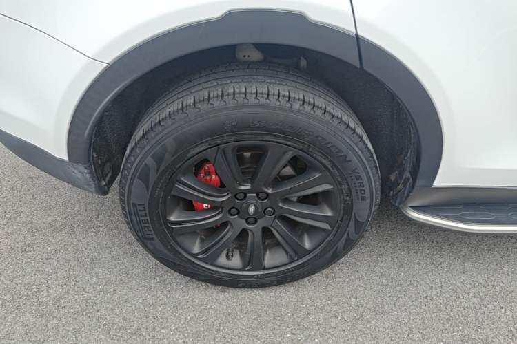 Used Land Rover Discovery Sport 2016 2.0T SE Right Rear Wheel Hub