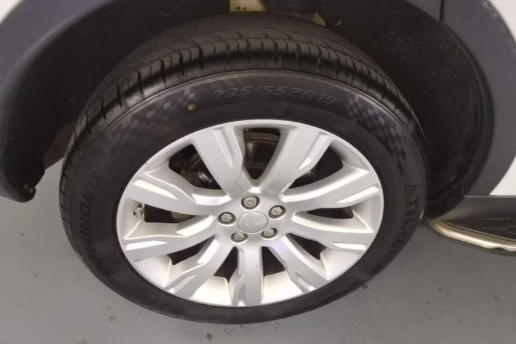 Used Land Rover Discovery Sport 2016 2.0T HSE LUXURY Right Rear Wheel Hub
