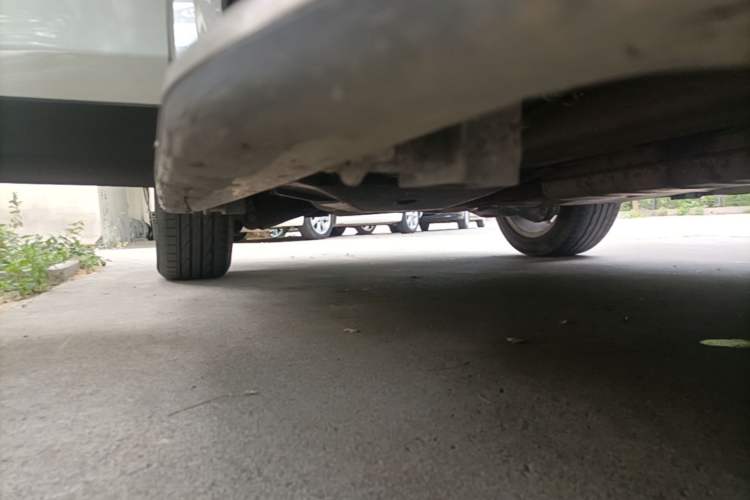 Used Land Rover Discovery Sport 2016 2.0T HSE Right Side Sill