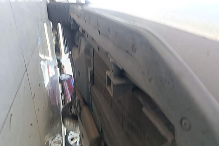 Used Land Rover Discovery Sport 2016 2.0T S Right Side Sill
