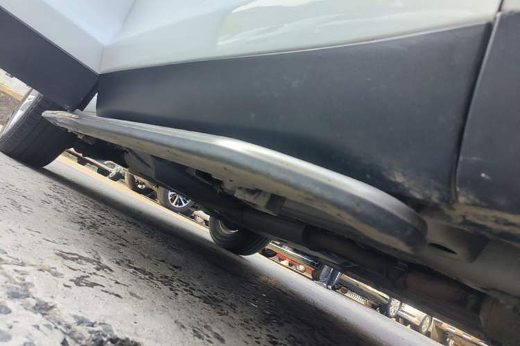 Used Land Rover Discovery Sport 2016 2.0T S Right Side Sill