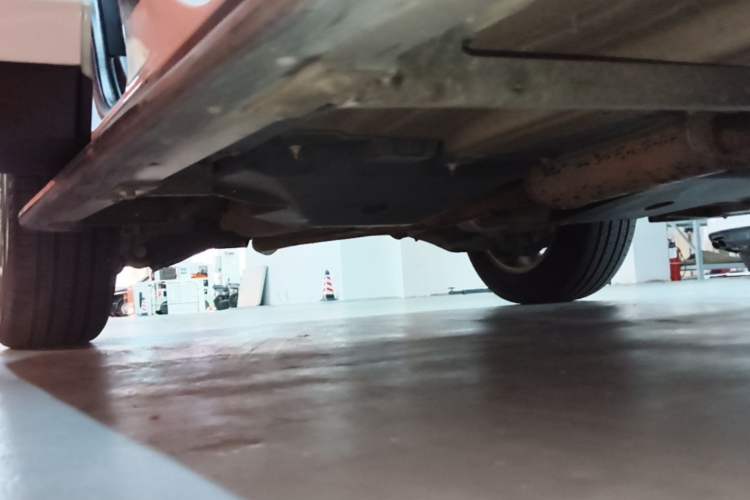 Used Land Rover Discovery Sport 2016 2.0T SE Right Side Sill