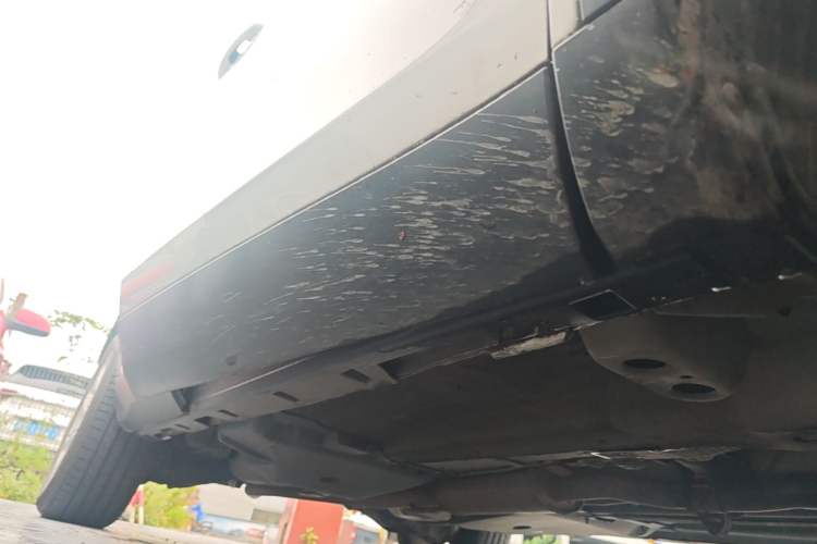 Used Land Rover Discovery Sport 2016 2.0T SE Right Side Sill