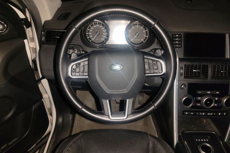 Used Land Rover Discovery Sport 2016 2.0T SE Steering Wheel