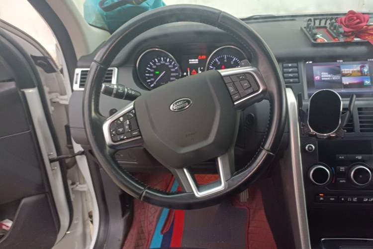 Used Land Rover Discovery Sport 2016 2.0T SE Steering Wheel