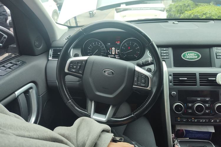 Used Land Rover Discovery Sport 2016 2.0T SE Steering Wheel