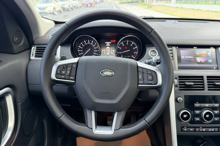 Used Land Rover Discovery Sport 2016 2.0T SE Steering Wheel