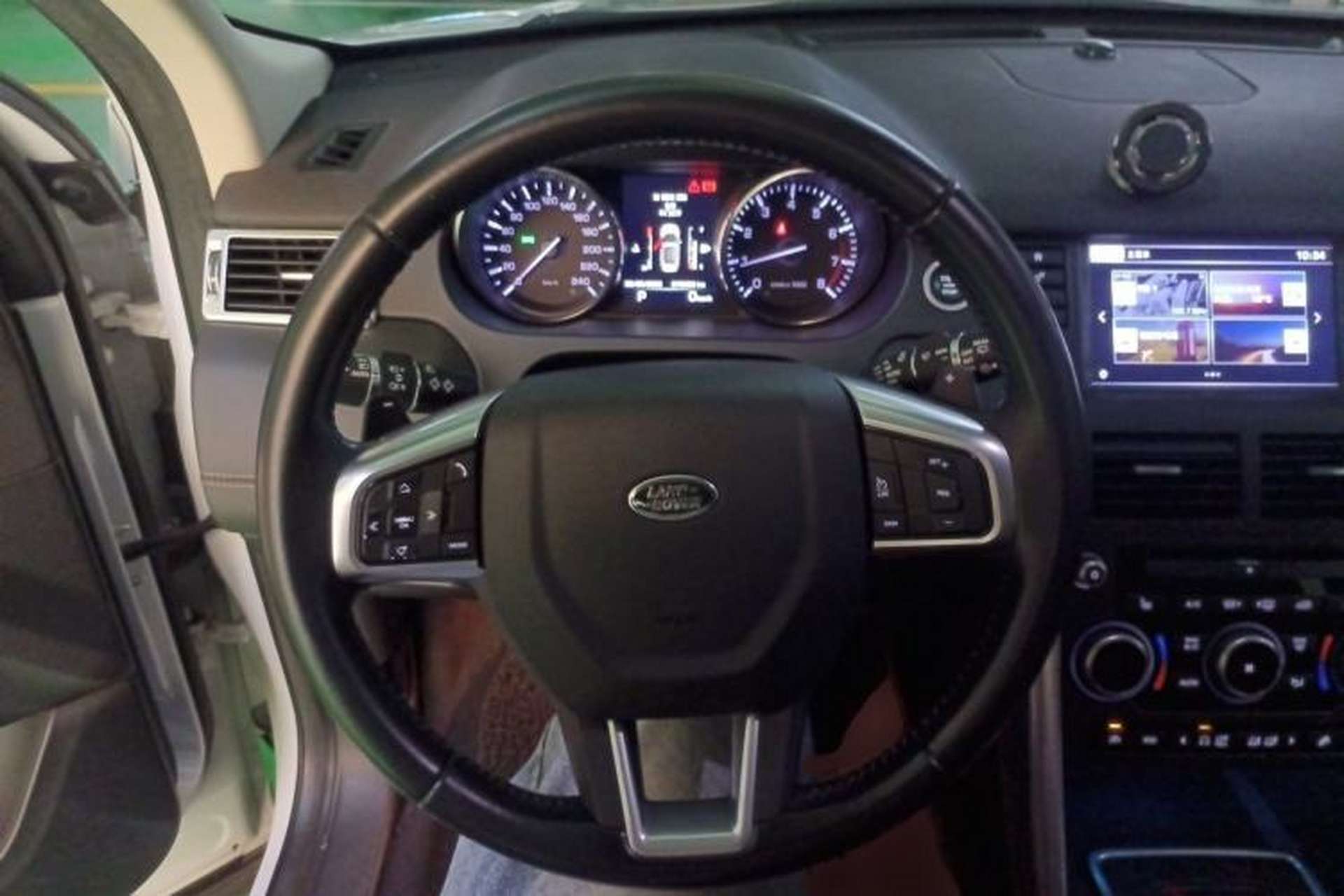Used Land Rover Discovery Sport 2016 2.0T HSE Steering Wheel