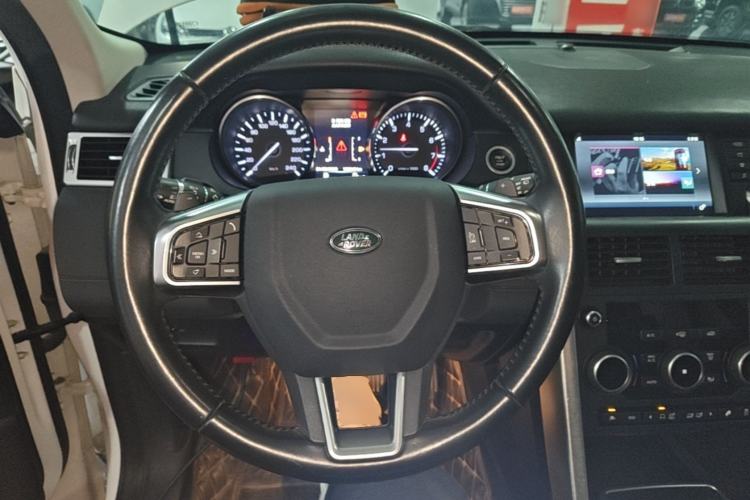 Used Land Rover Discovery Sport 2016 2.0T SE Steering Wheel