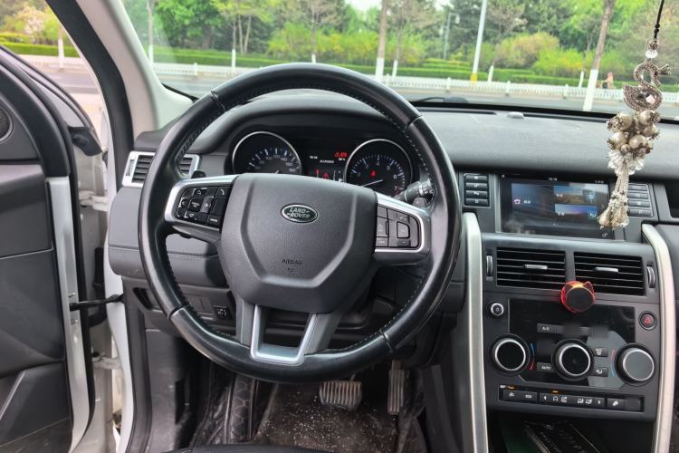 Used Land Rover Discovery Sport 2016 2.0T SE Steering Wheel
