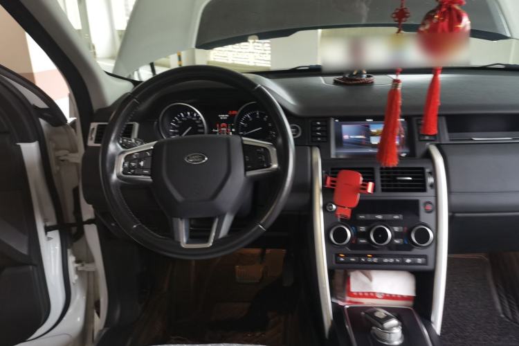 Used Land Rover Discovery Sport 2016 2.0T SE Steering Wheel