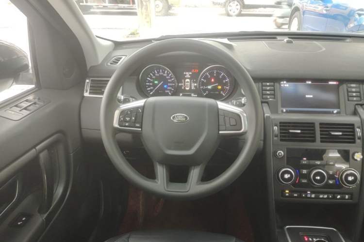 Used Land Rover Discovery Sport 2016 2.0T S Steering Wheel