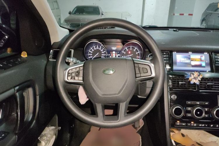 Used Land Rover Discovery Sport 2016 2.0T S Steering Wheel
