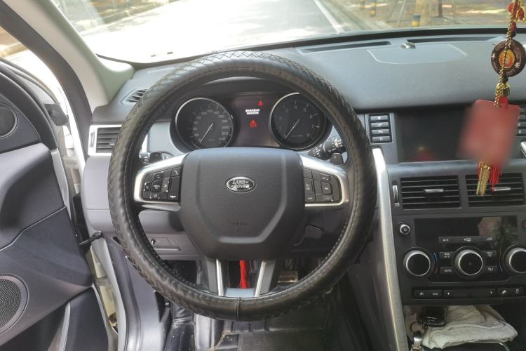 Used Land Rover Discovery Sport 2016 2.0T SE Steering Wheel