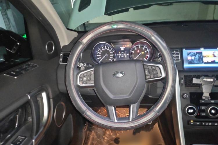 Used Land Rover Discovery Sport 2016 2.0T SE Steering Wheel
