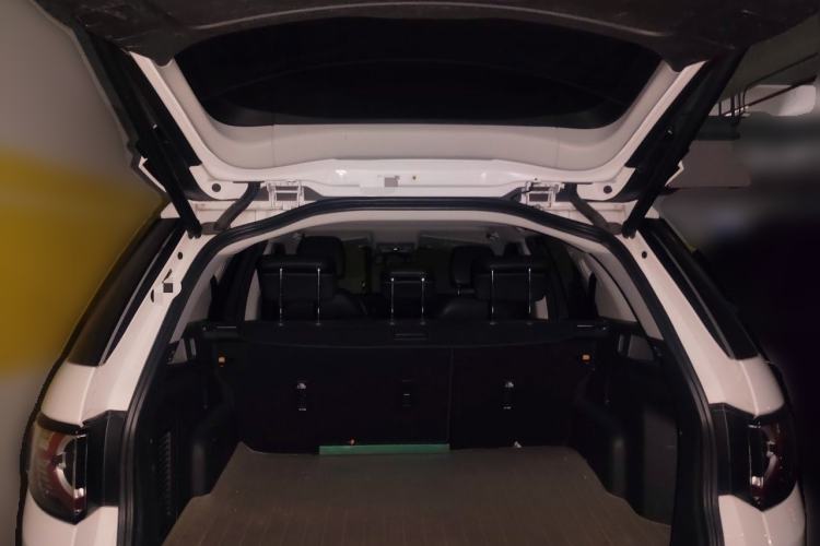 Used Land Rover Discovery Sport 2016 2.0T SE Trunk