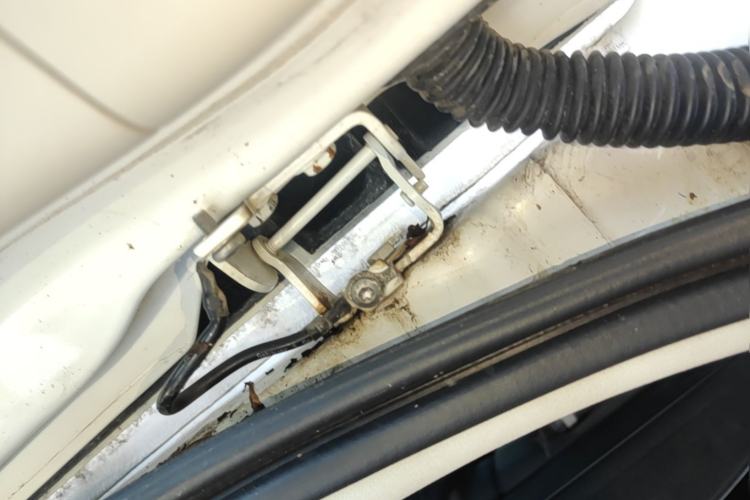 Used Land Rover Discovery Sport 2016 2.0T SE Trunk