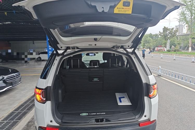 Used Land Rover Discovery Sport 2016 2.0T SE Trunk