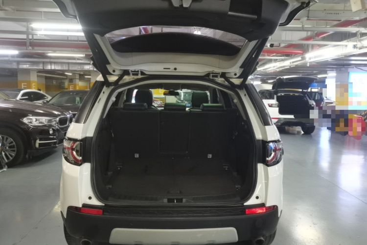 Used Land Rover Discovery Sport 2016 2.0T HSE LUXURY Trunk