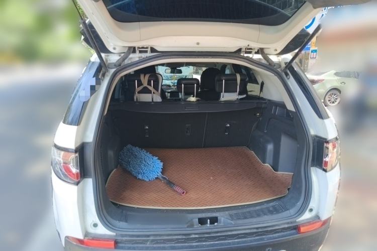 Used Land Rover Discovery Sport 2016 2.0T S Trunk