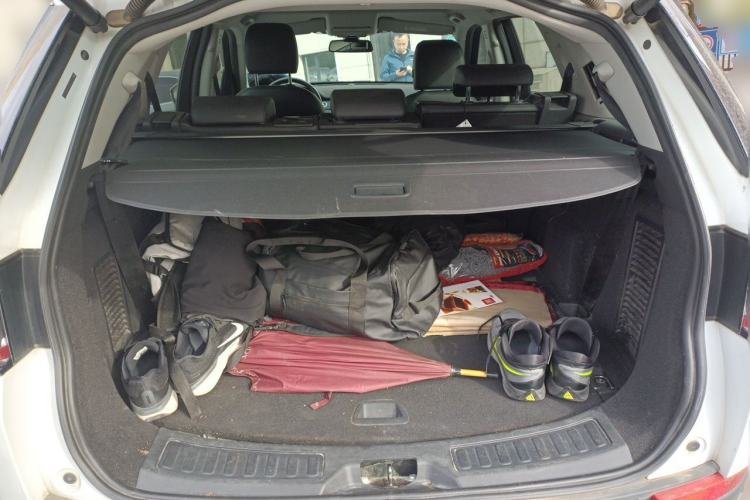 Used Land Rover Discovery Sport 2016 2.0T HSE Trunk